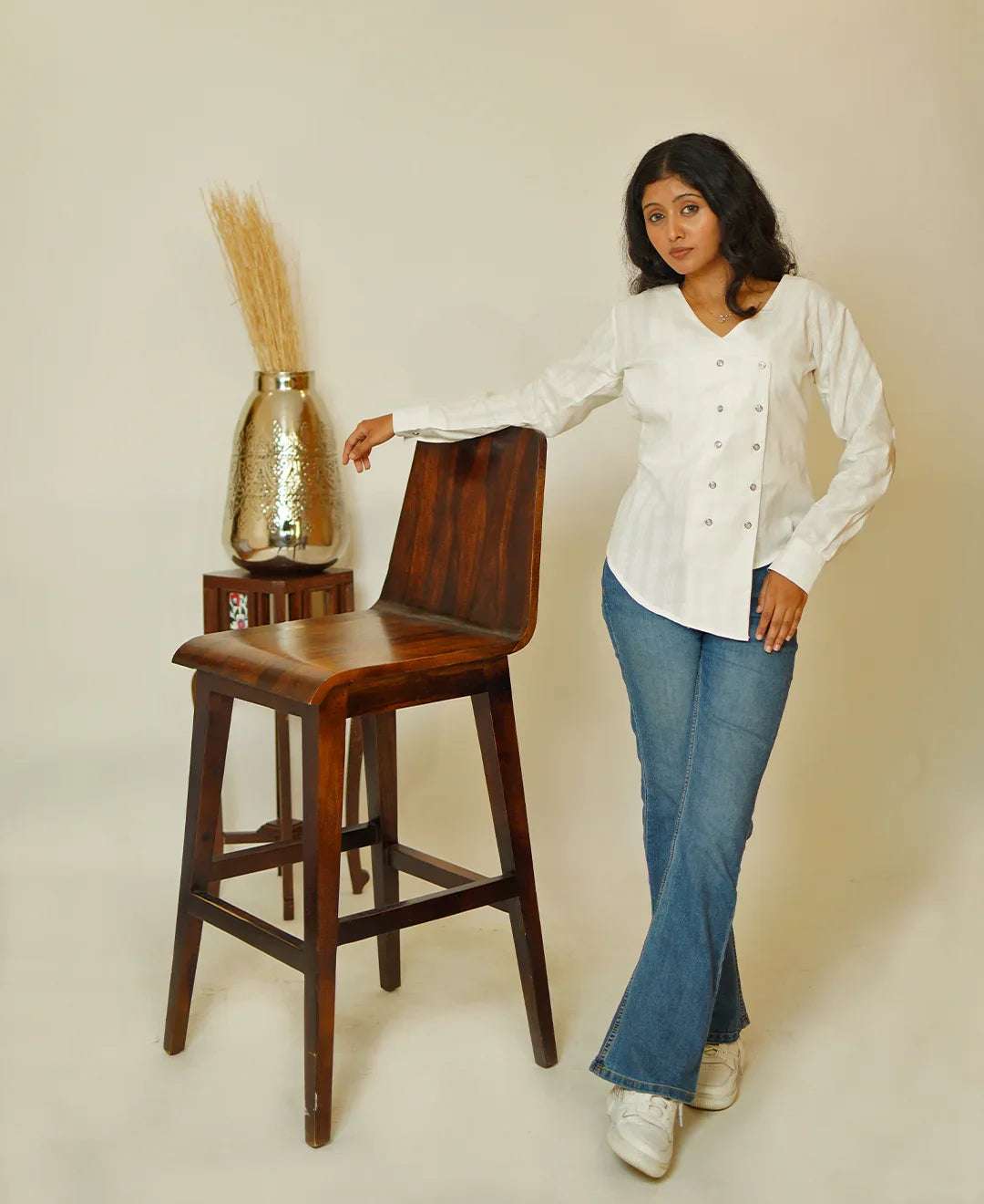 The Edge Cut – Women’s Edge-Cut Double-Breasted Cotton Shirt